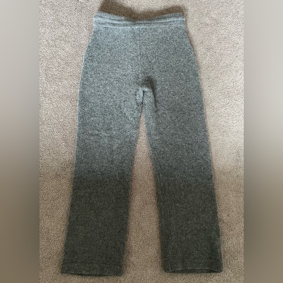Aritzia Babaton Cashmere Grey Pants - Picture 3 of 3